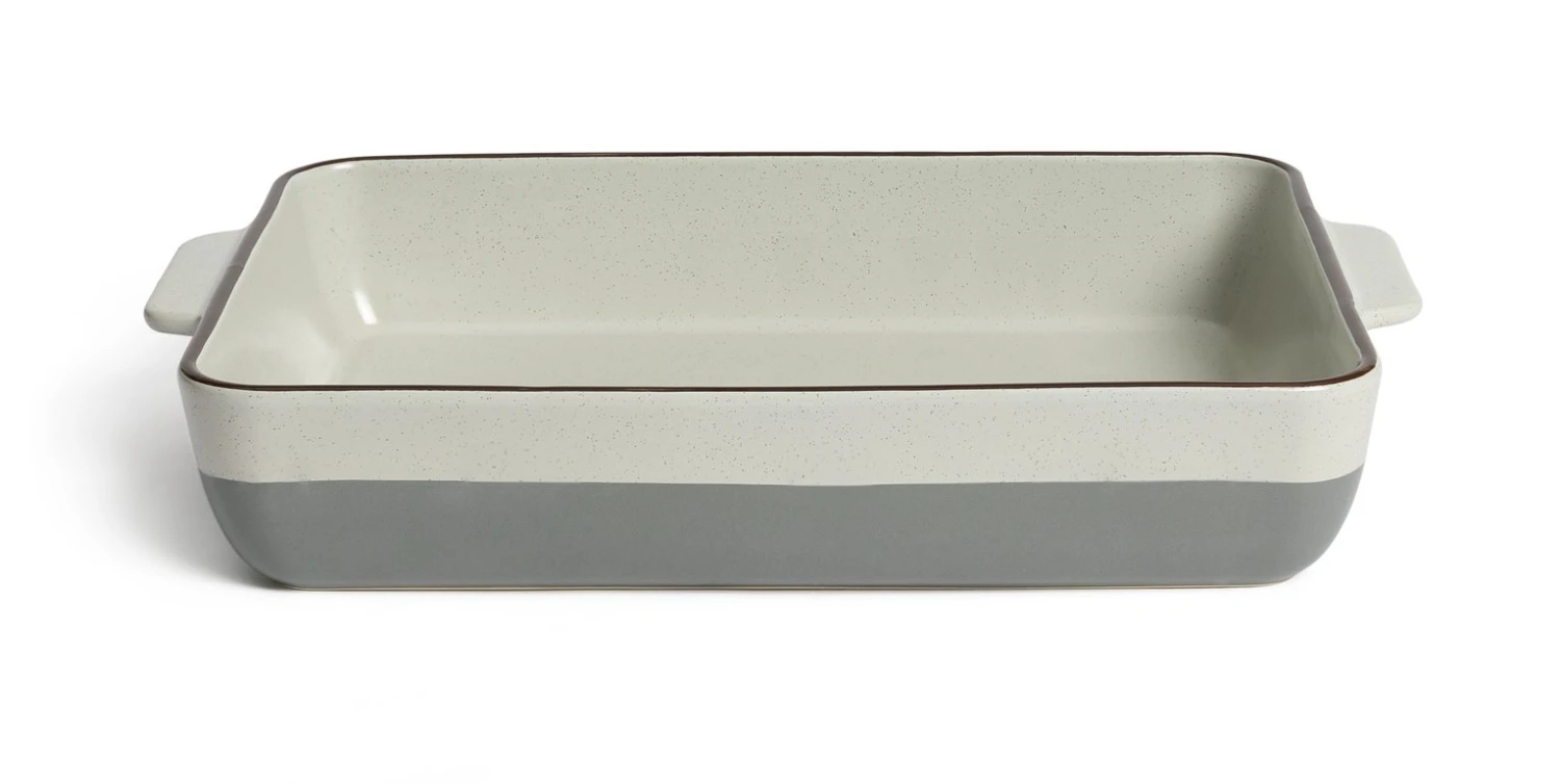 Habitat Speckle 29cm Medium Ceramic Roaster 6 Habitat Speckle 29cm Medium Ceramic Roaster - Image 4