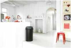 Brabantia 60 Litre Touch Top Bin - Matt Black -Kitchen Supplies Store 5810374 R Z004A