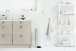 Brabantia 30 Litre Newlcon Pedal Bin - White -Kitchen Supplies Store 6214584 R Z005A