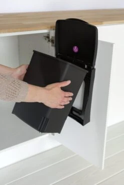 Brabantia 10 Litre Built-In Kitchen Cupboard Bin - Black -Kitchen Supplies Store 8422680 R Z004A