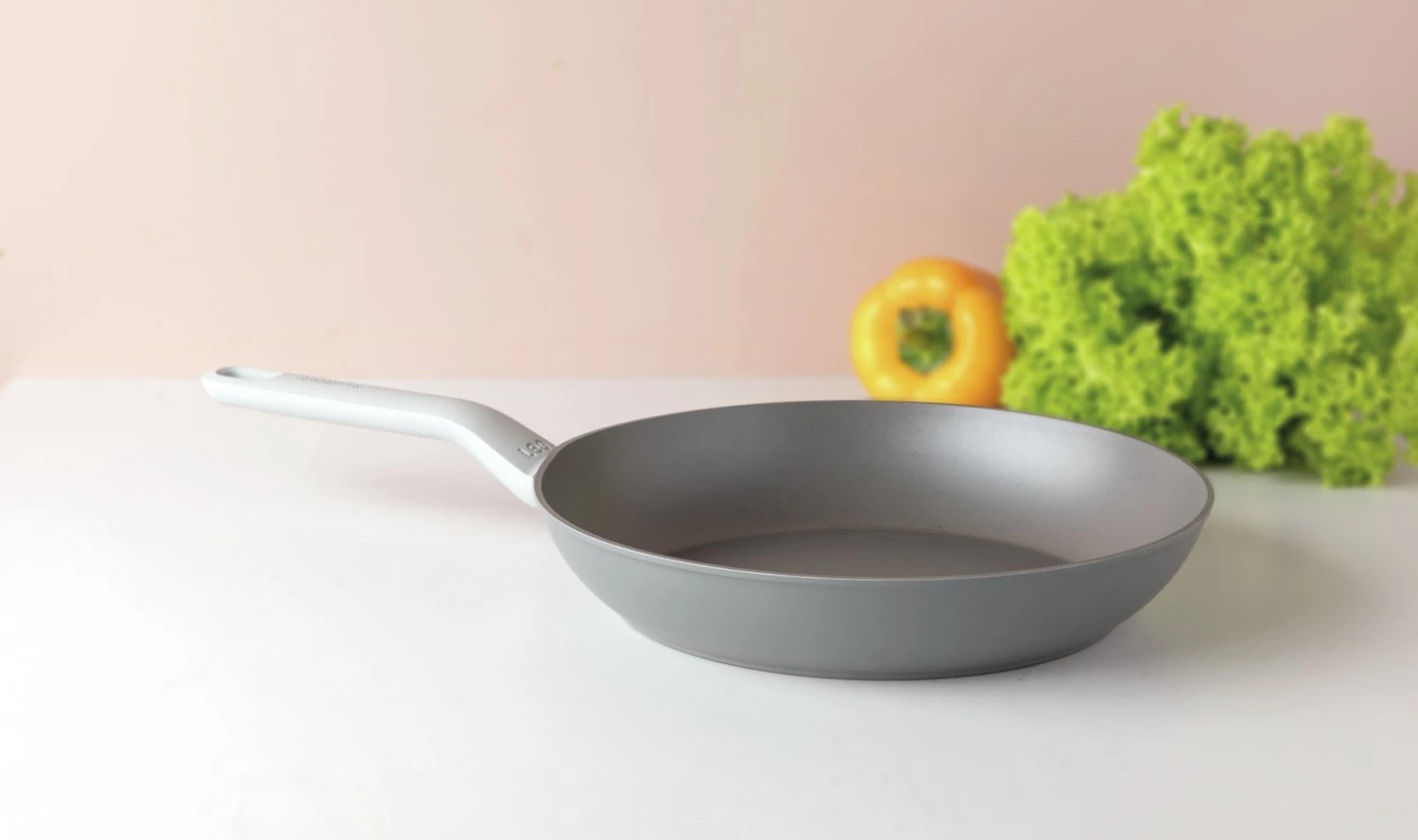 BergHOFF Leo 28cm Non Stick Frying Pan 5 BergHOFF Leo 28cm Non Stick Frying Pan - Image 3