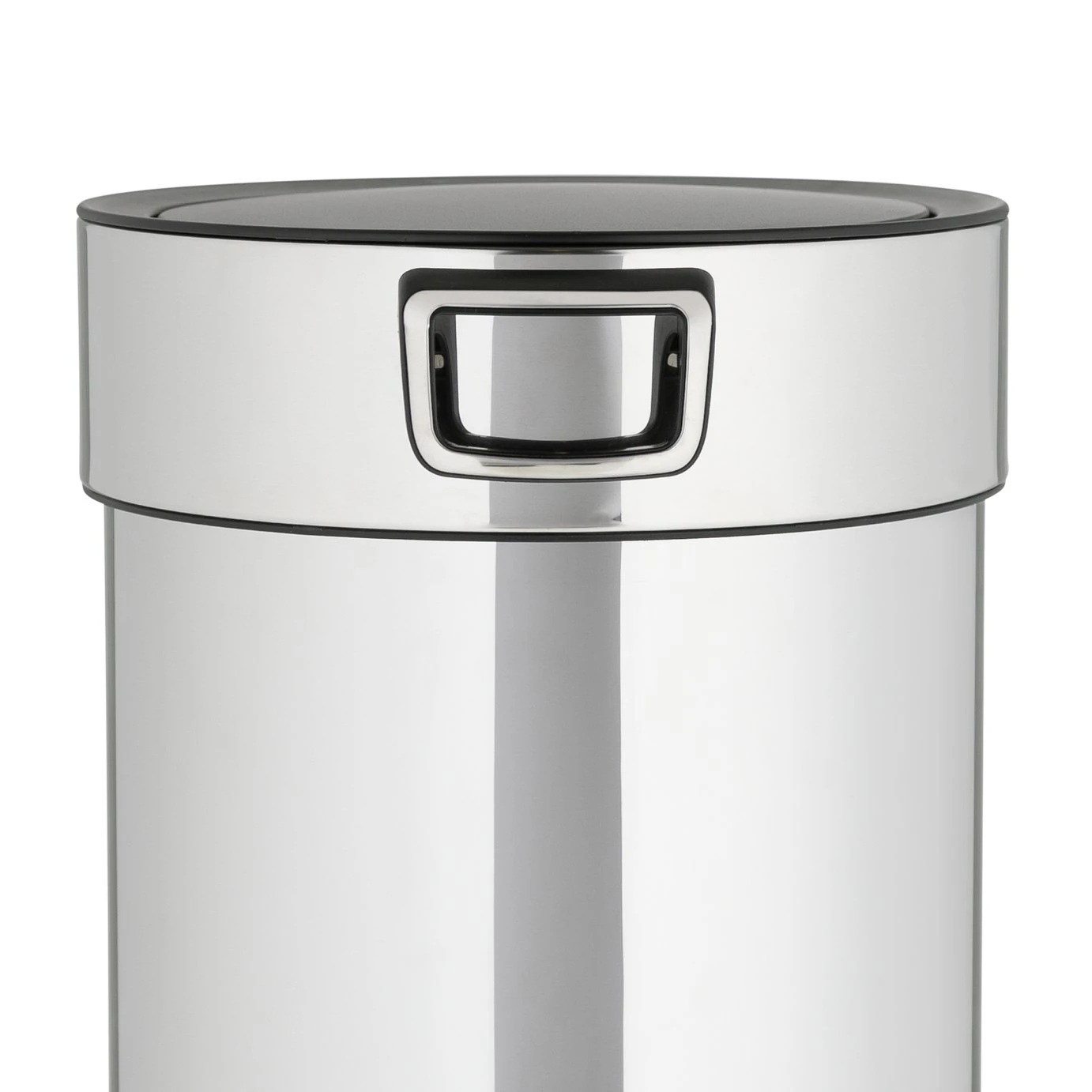 Habitat 30 Litre Round Touch Op Bin - Silver 7 Habitat 30 Litre Round Touch Op Bin - Silver - Image 5