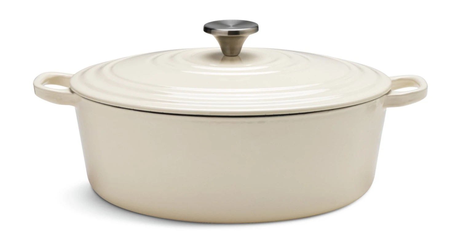 Habitat 4.70 Litre Cast Iron Oval Casserole Dish - Cream 3 Habitat 4.70 Litre Cast Iron Oval Casserole Dish - Cream